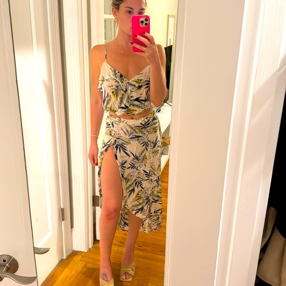 Two piece set